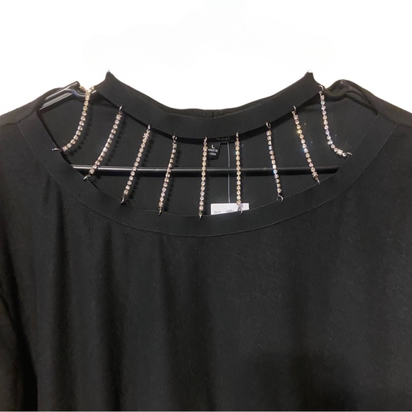 🌟2 FOR $25🌟 Julia by Love J Black Crop Rhinestone Tee Women’s Size Large. - Picture 3 of 9